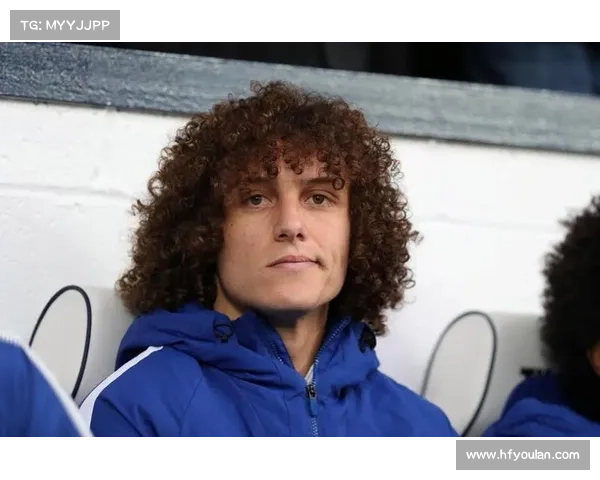 大卫路易斯无缘名单背后的真相与球队用人策略深度解析